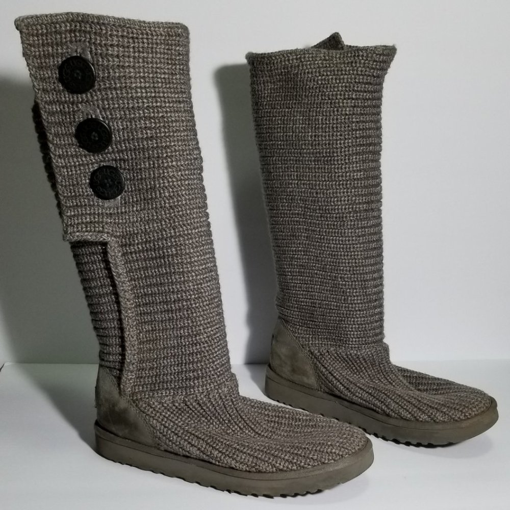 UGG Gray Chunky Wool Sweater Knit Cardy Mid Calf Boots Cozy